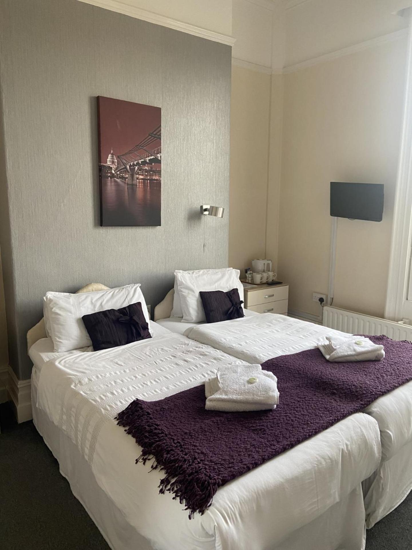 Hotel Salfordian à Southport Extérieur photo