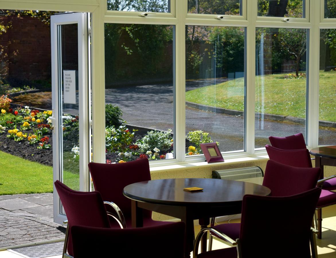 Hotel Salfordian à Southport Extérieur photo